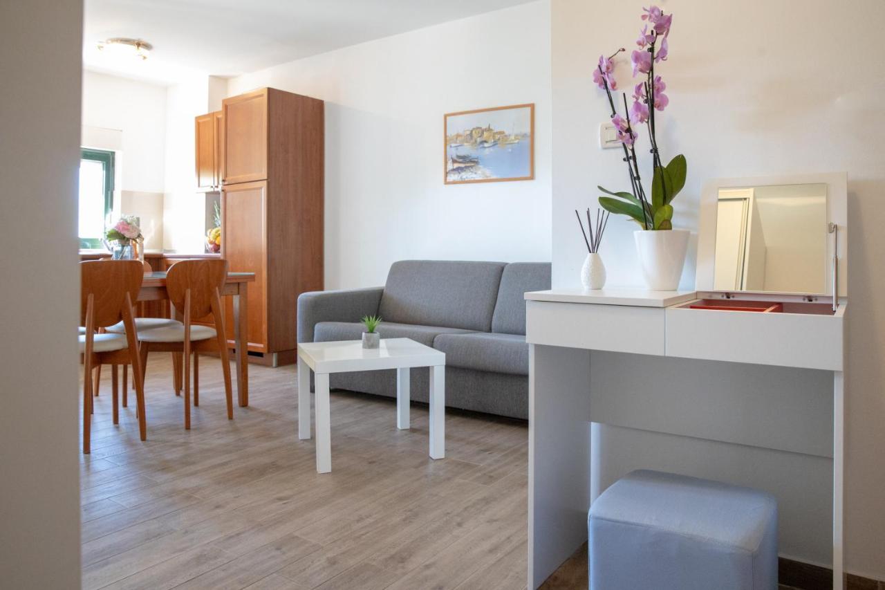 Apartment Beach Lucija